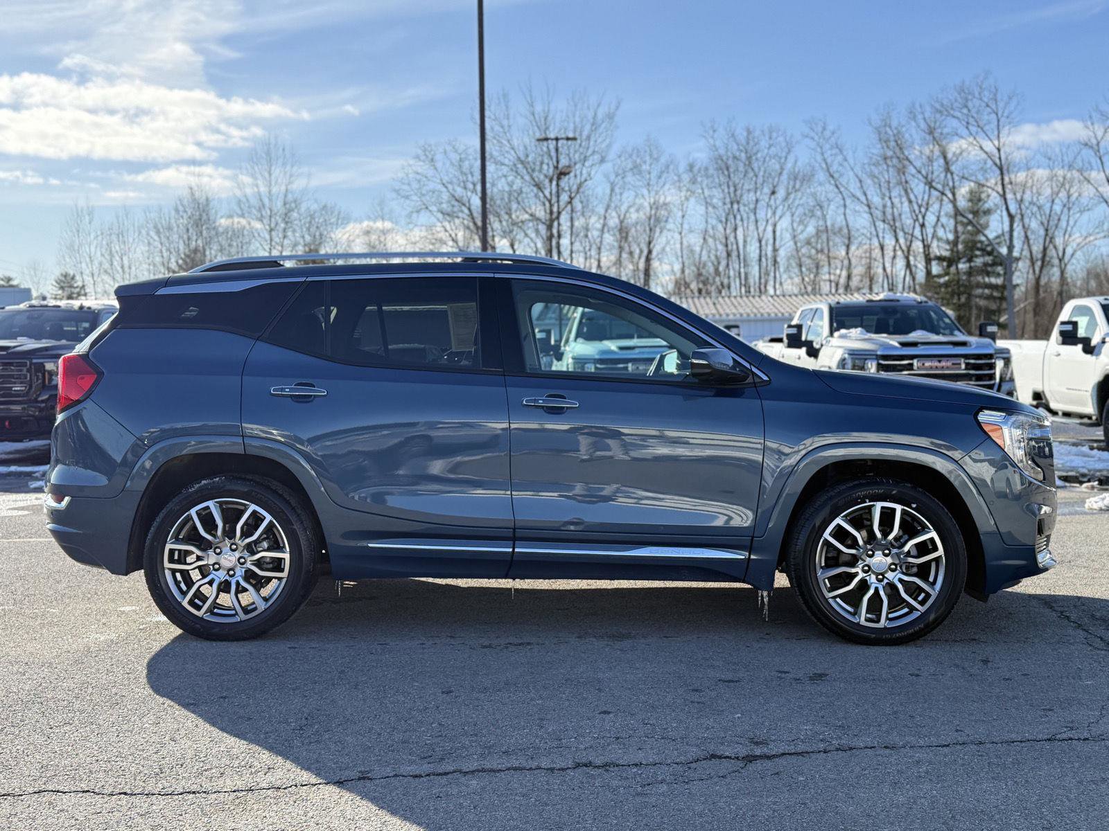 Certified 2024 GMC Terrain Denali w/ Denali Premium Package image 4