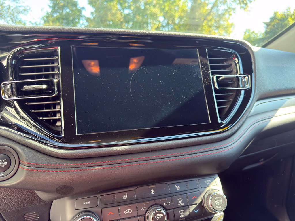 Used 2025 Dodge Durango GT AWD/4WD image 43