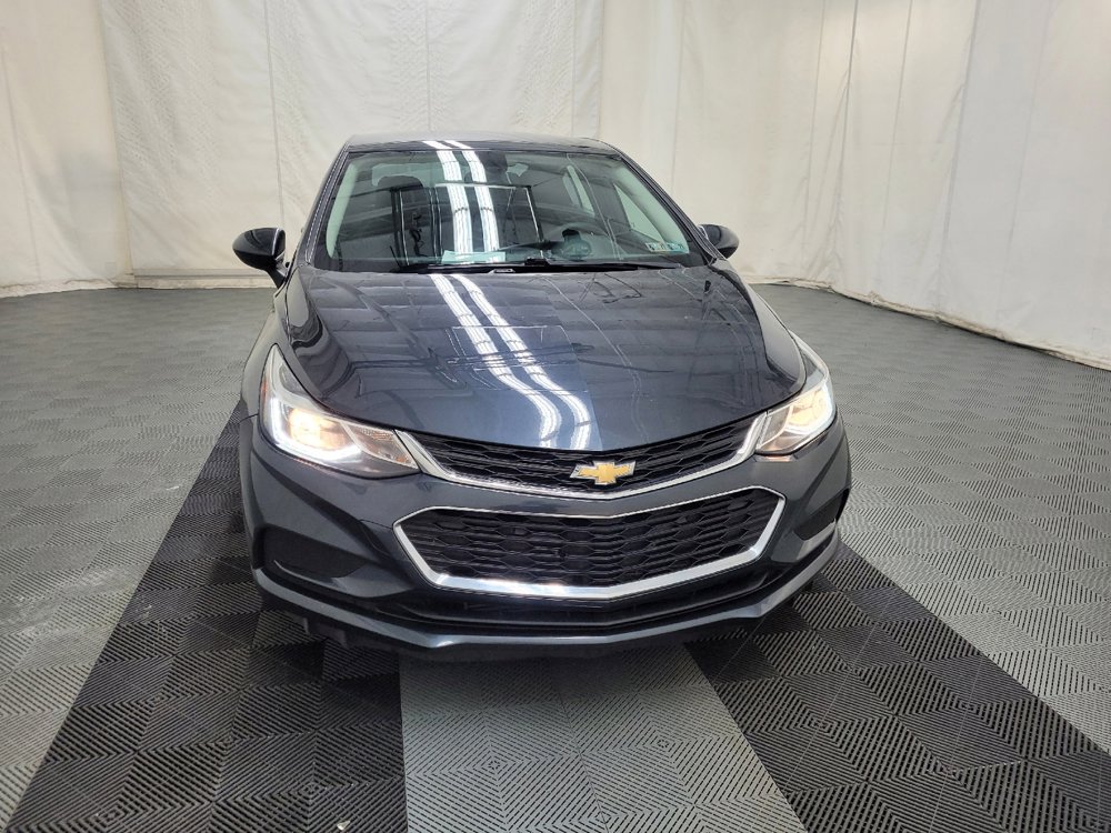 Used 2017 Chevrolet Cruze LT w/ Convenience Package FWD image 14