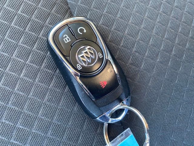 Used 2022 Buick Encore Preferred w/ Safety Package image 23