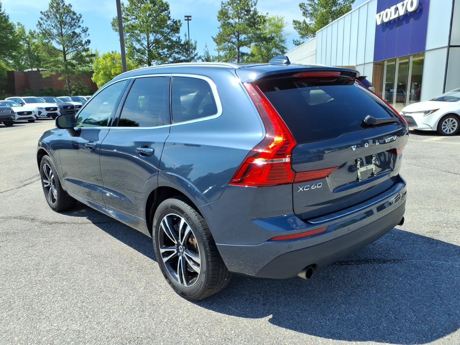 Used 2020 Volvo XC60 T6 Momentum AWD/4WD image 7
