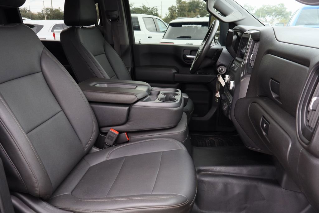 Used 2023 GMC Sierra 3500 Pro w/ Convenience Package image 28