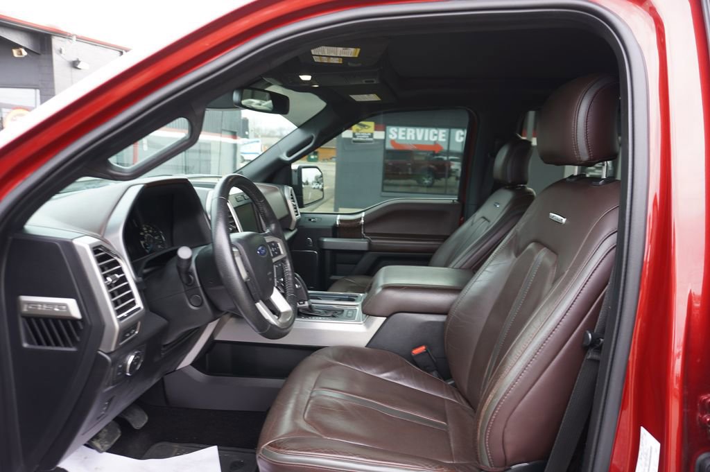 Used 2015 Ford F150 Platinum w/ Equipment Group 701A Luxury image 2