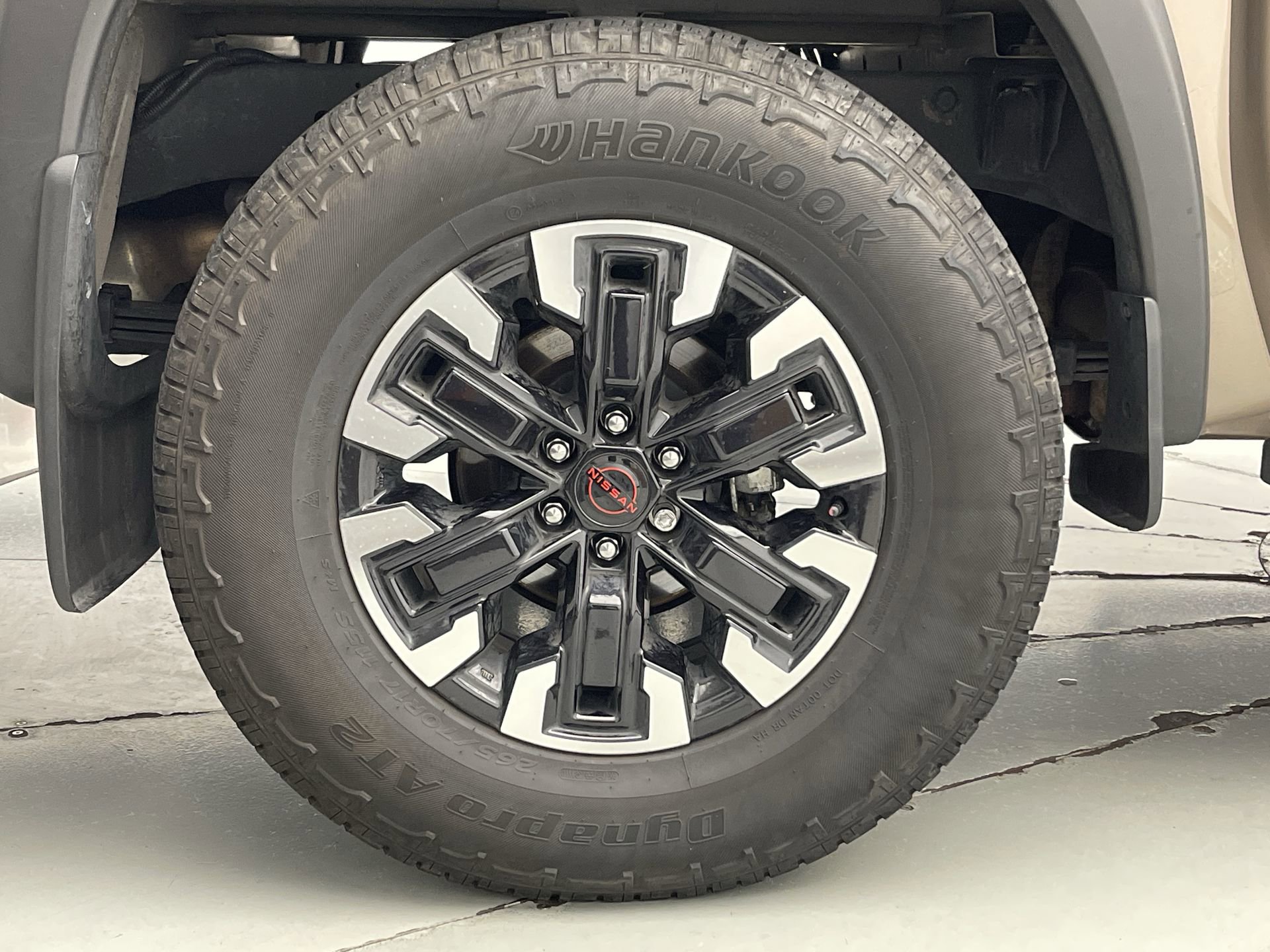 Used 2024 Nissan Frontier PRO-4X w/ Technology Package AWD/4WD image 23