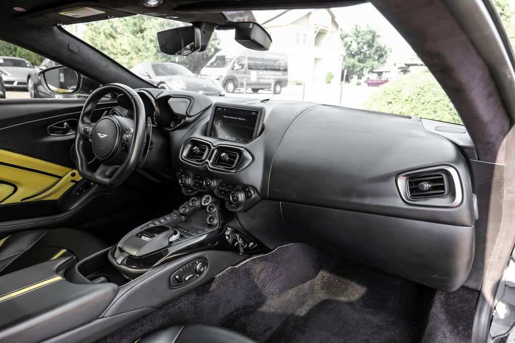 Used 2020 Aston Martin V8 Vantage Coupe RWD image 10