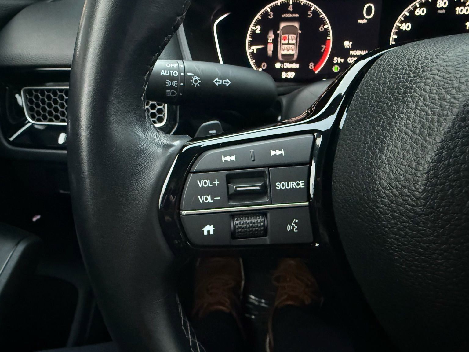 Used 2025 Honda Civic Sport image 20