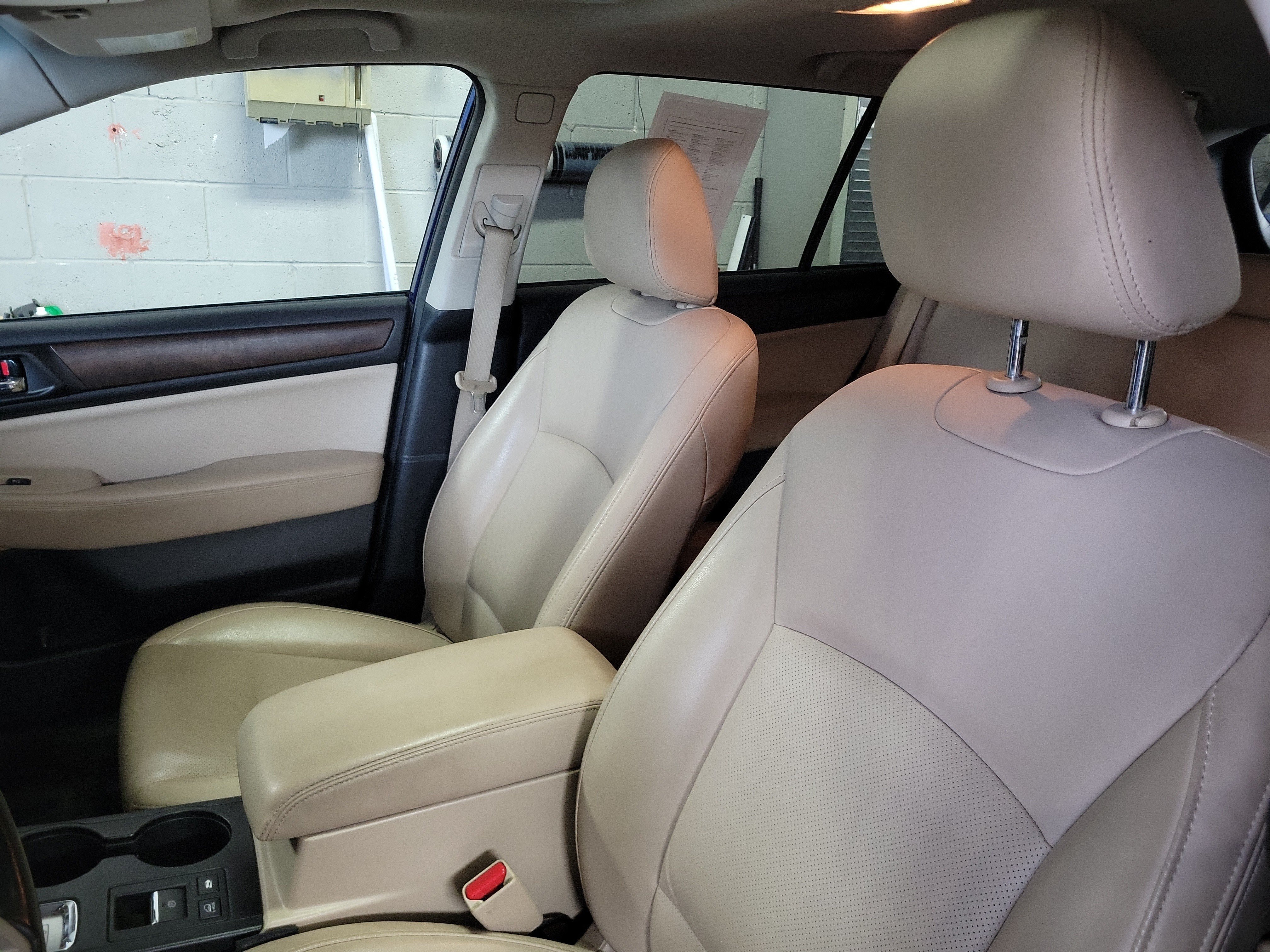 Used 2015 Subaru Outback 3.6R Limited AWD/4WD image 18