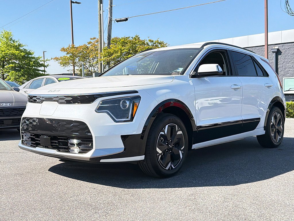 Used 2024 Kia Niro Wind