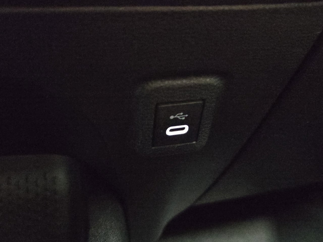 Certified 2024 Toyota Corolla LE image 30