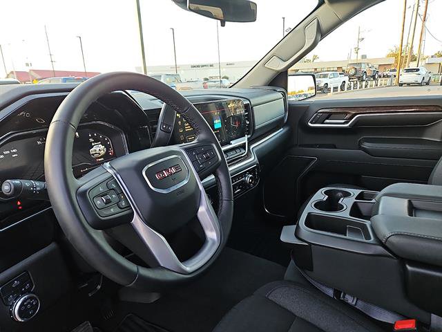 Used 2024 GMC Sierra 1500 Elevation image 13
