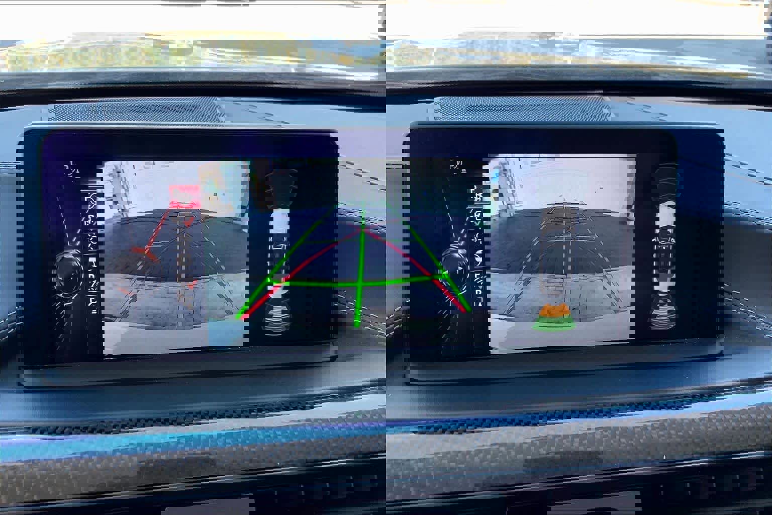 Used 2015 BMW M4 Convertible image 28