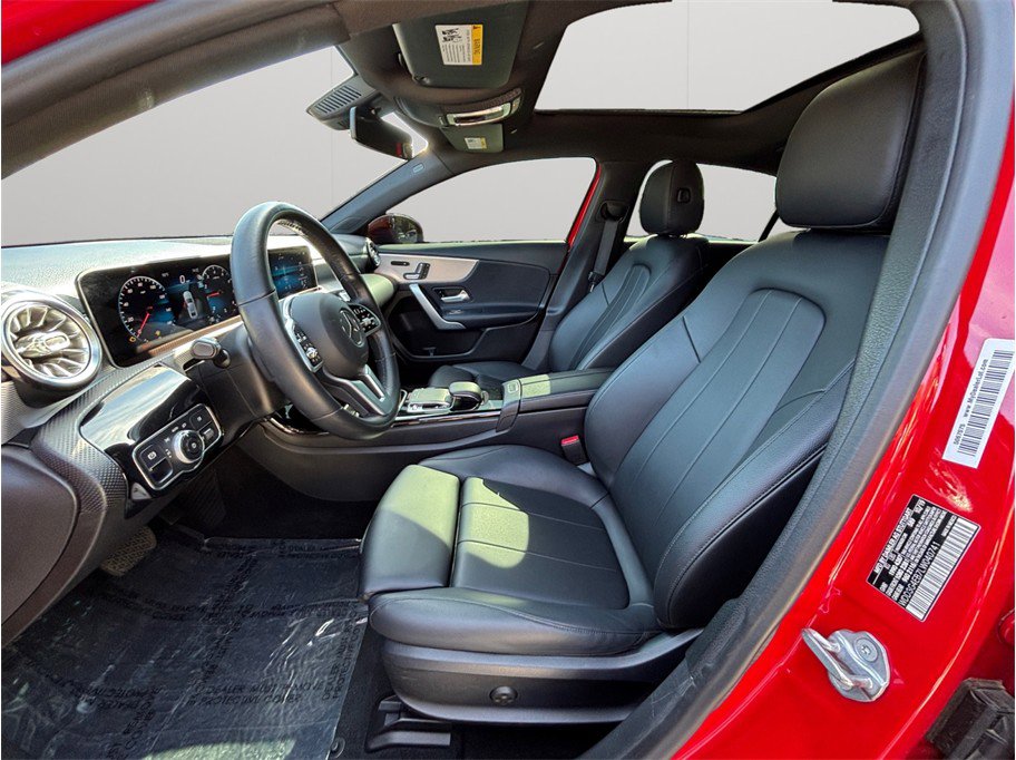 Used 2019 Mercedes-Benz A 220 image 2