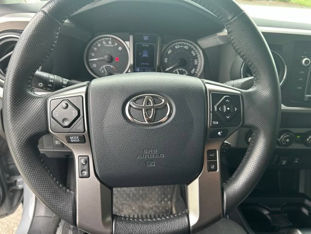 Used 2019 Toyota Tacoma SR5 AWD/4WD image 25