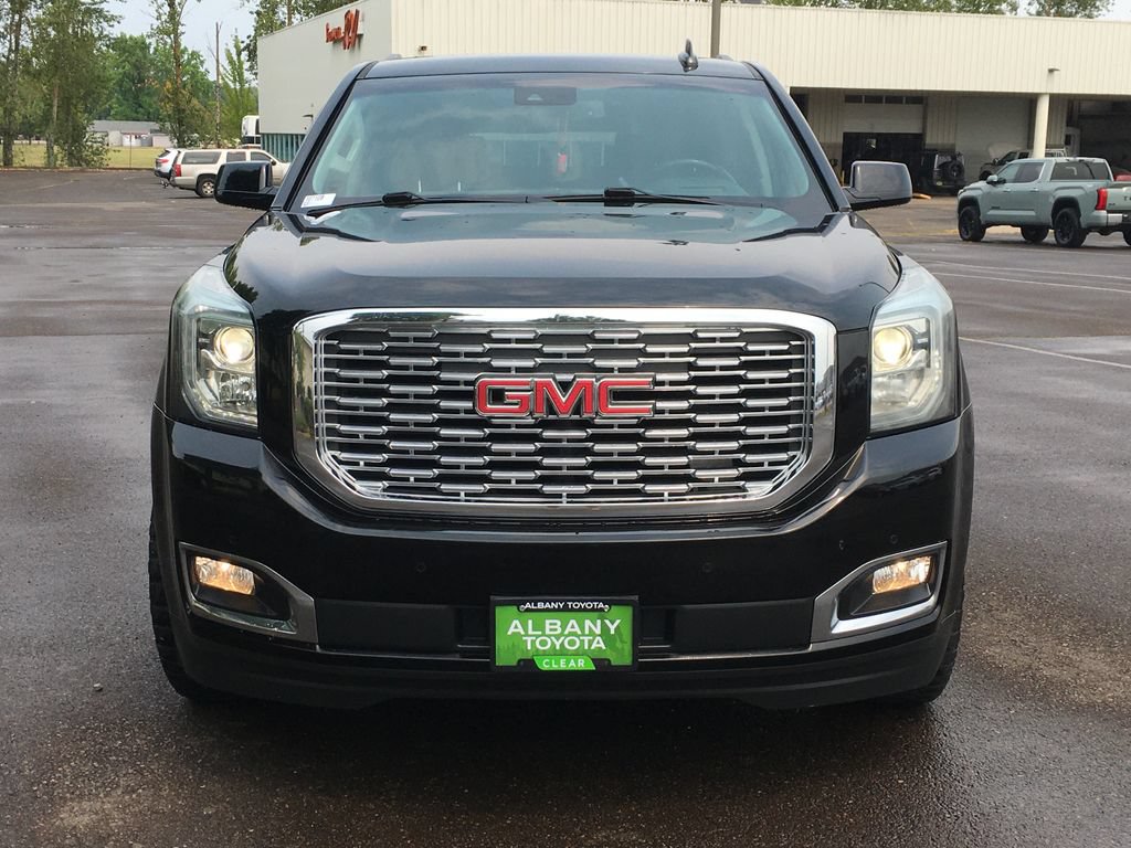 Used 2020 GMC Yukon XL Denali AWD/4WD image 11