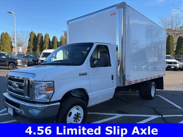 Used 2024 Ford E-450 and Econoline 450 Super Duty w/ Power Windows & Locks Group image 3