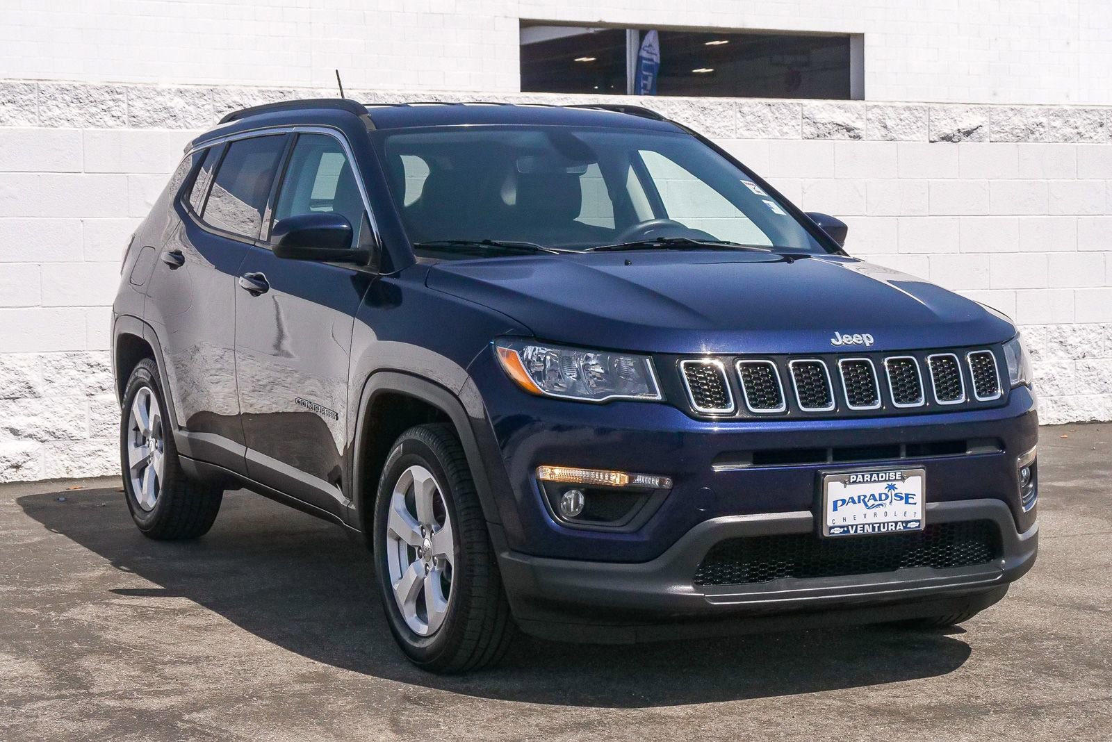 Used 2021 Jeep Compass Latitude FWD image 3