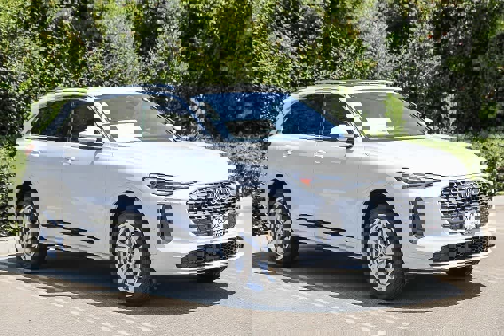 New 2025 Audi Q5 Premium Plus image 3