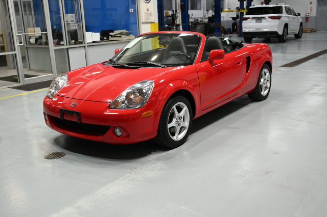 Used 2003 Toyota MR2 RWD image 8