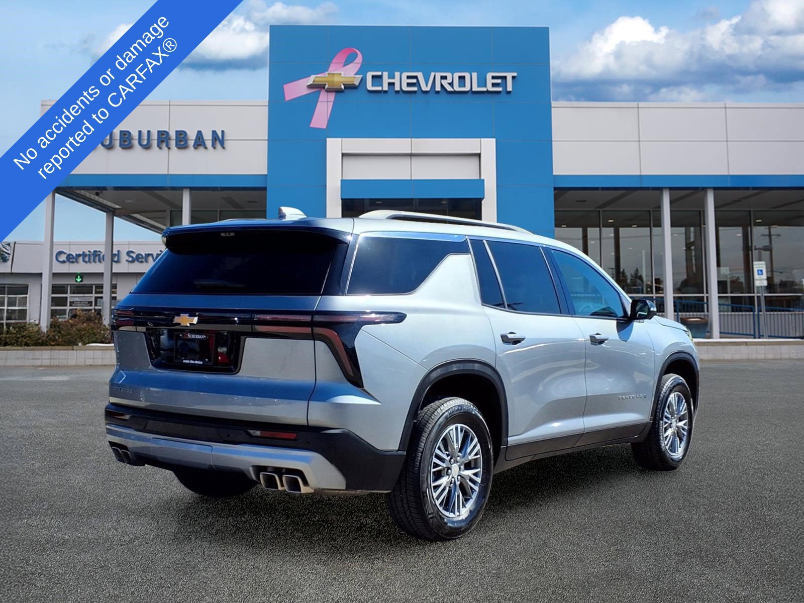 Used 2026 Chevrolet Traverse LT w/ Driver Confidence Package FWD image 5