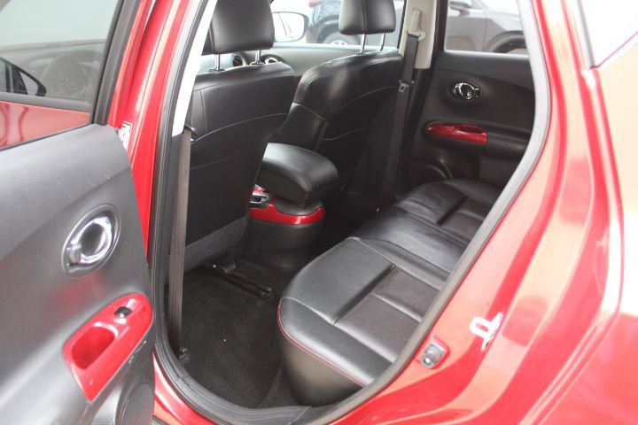 Used 2015 Nissan Juke SL image 31