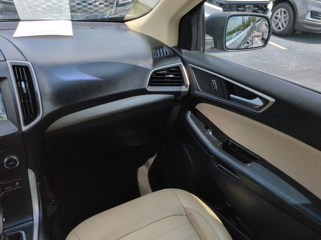 Used 2018 Ford Edge SEL w/ Equipment Group 201A FWD image 17