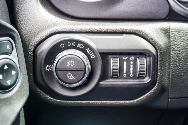 Used 2022 Jeep Gladiator Mojave w/ LED Lighting Group AWD/4WD image 19