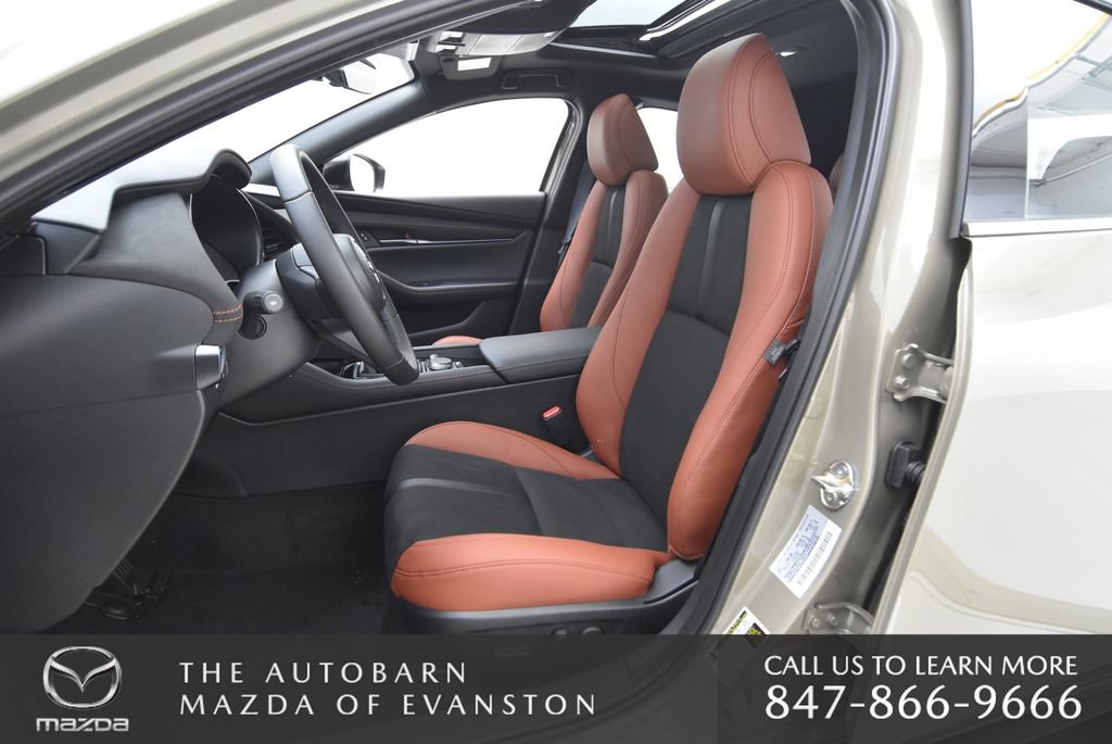 Certified 2025 MAZDA MAZDA3 Carbon AWD/4WD image 22