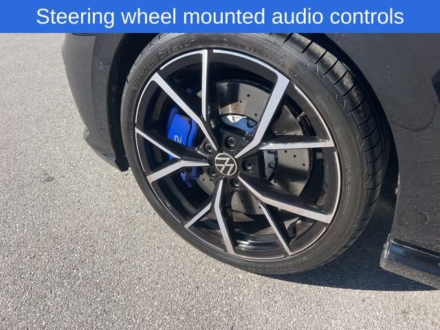 Certified 2024 Volkswagen Golf R image 11