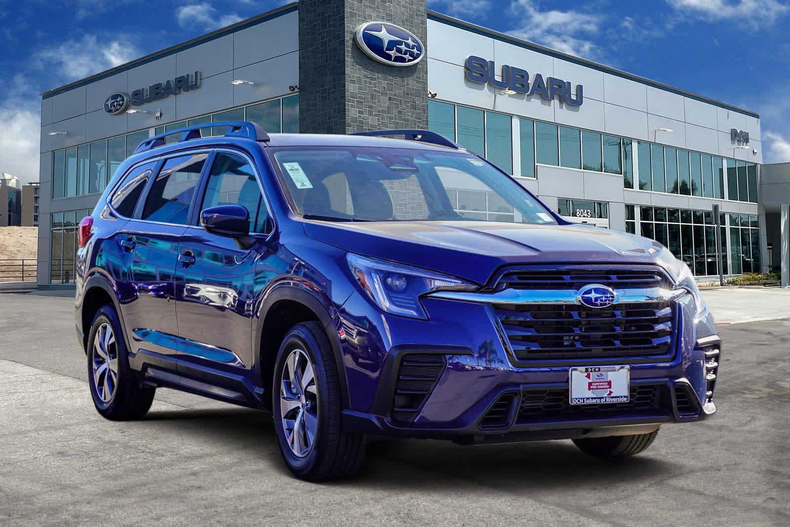 Certified 2025 Subaru Ascent Premium image 3