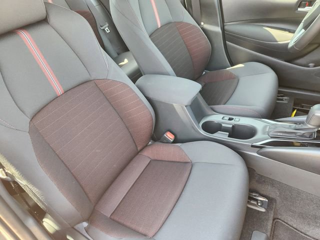 Used 2026 Toyota Corolla SE w/ SE Premium Package image 10