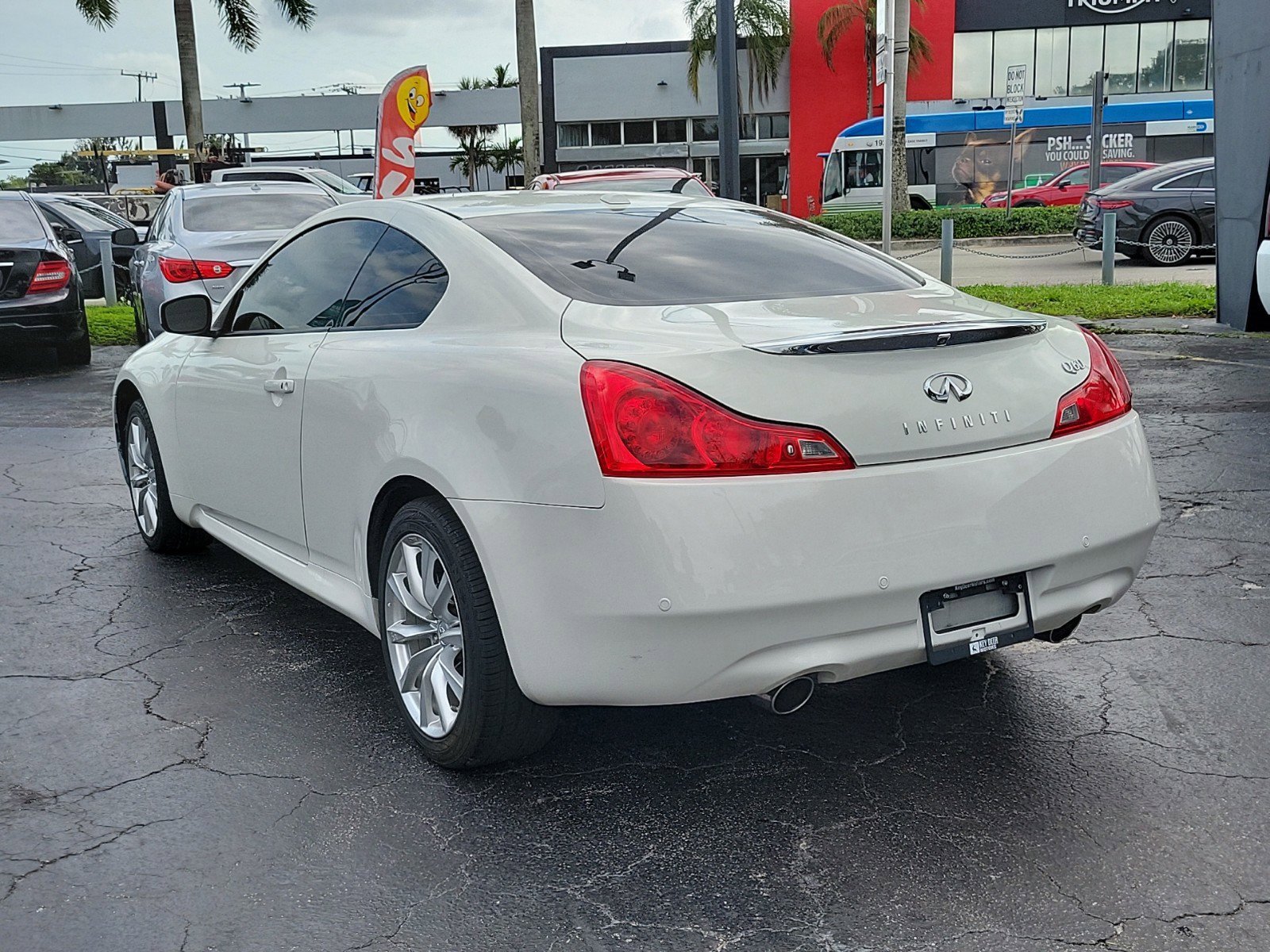 Used 2014 INFINITI Q60 Journey w/ Premium Package image 6