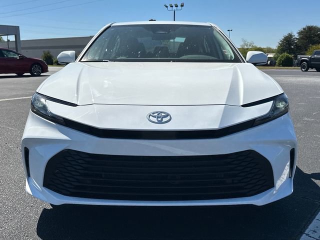 Used 2026 Toyota Camry LE FWD image 8