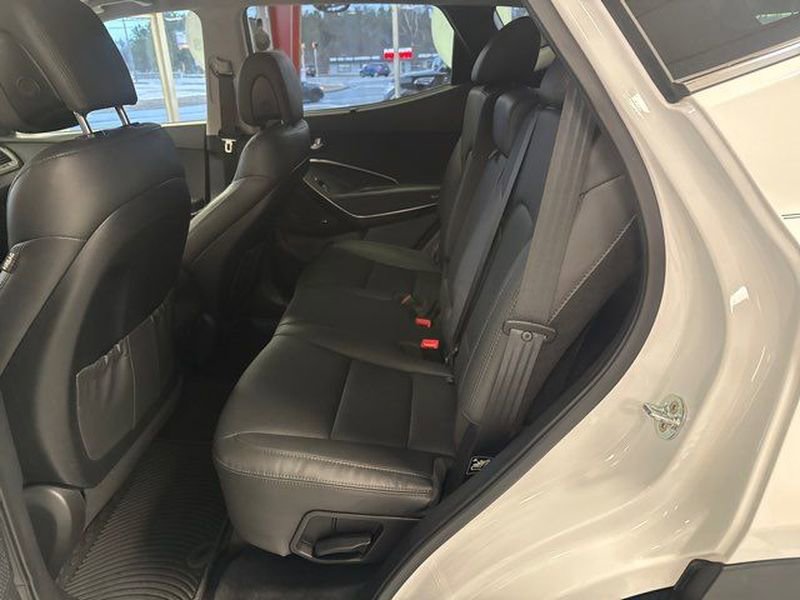 Used 2017 Hyundai Santa Fe Sport w/ 2.0T Ultimate Tech Package 05 image 10