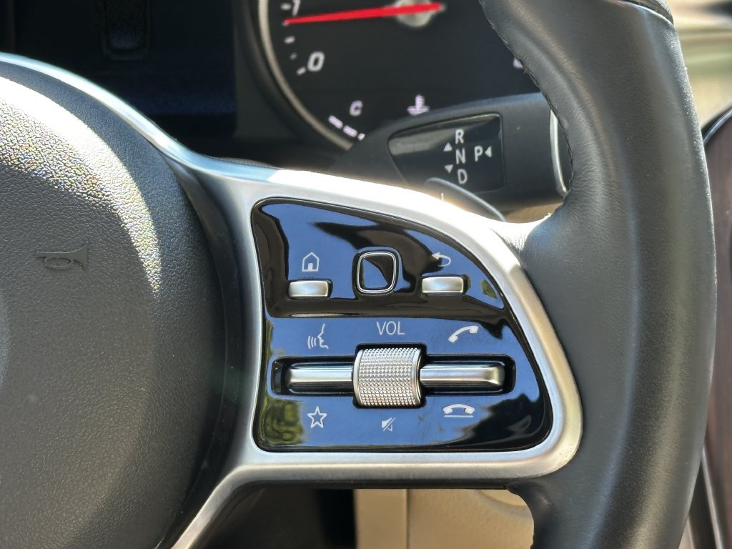 Certified 2022 Mercedes-Benz GLC 300 image 29
