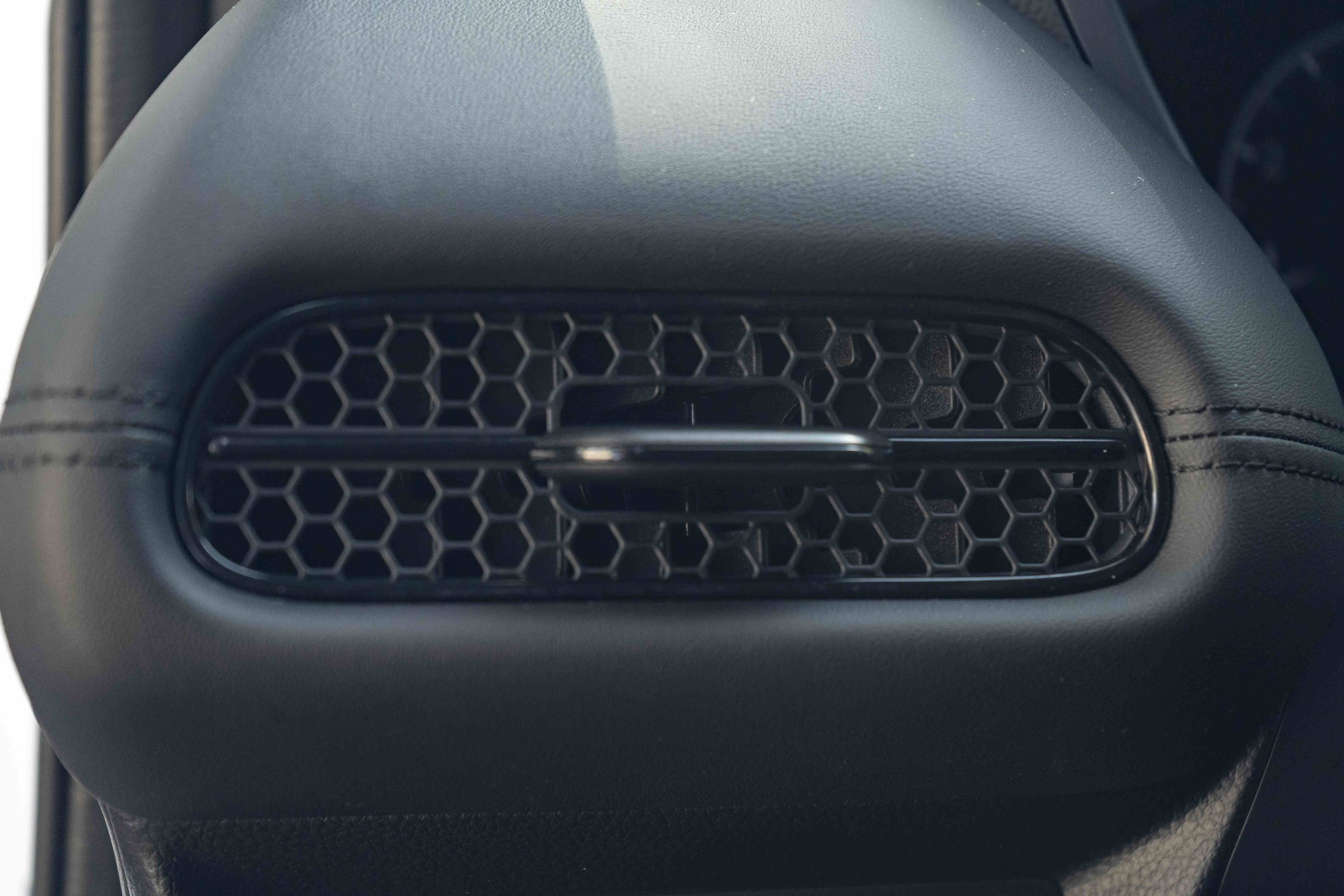 Certified 2027 Honda HR-V LX image 38