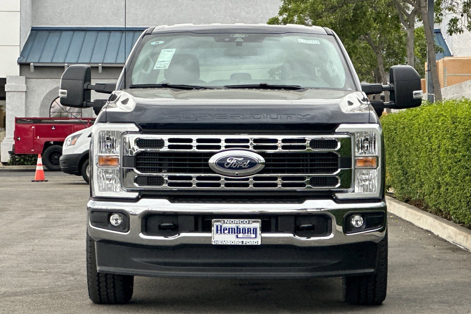 New 2025 Ford F250 XLT w/ 360-Degree Camera Package image 9