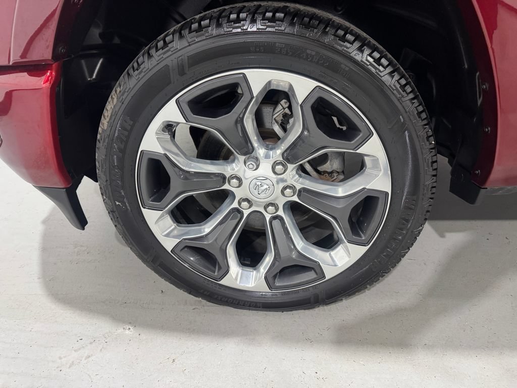 Used 2022 RAM 1500 Limited w/ Body-Colour Bumper Group AWD/4WD image 9