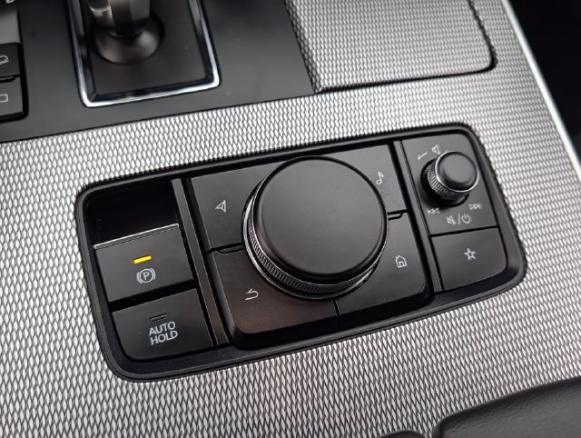 Used 2025 MAZDA CX-70 Plug-In Hybrid w/ Premium Plus AWD/4WD image 32