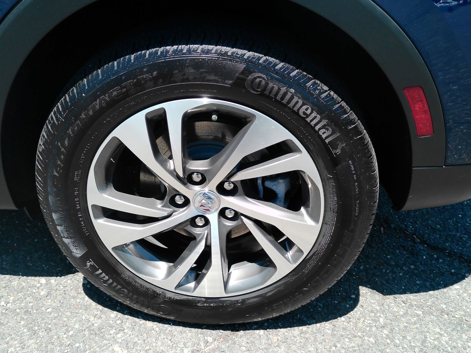 Certified 2023 Buick Envision Essence AWD/4WD image 24