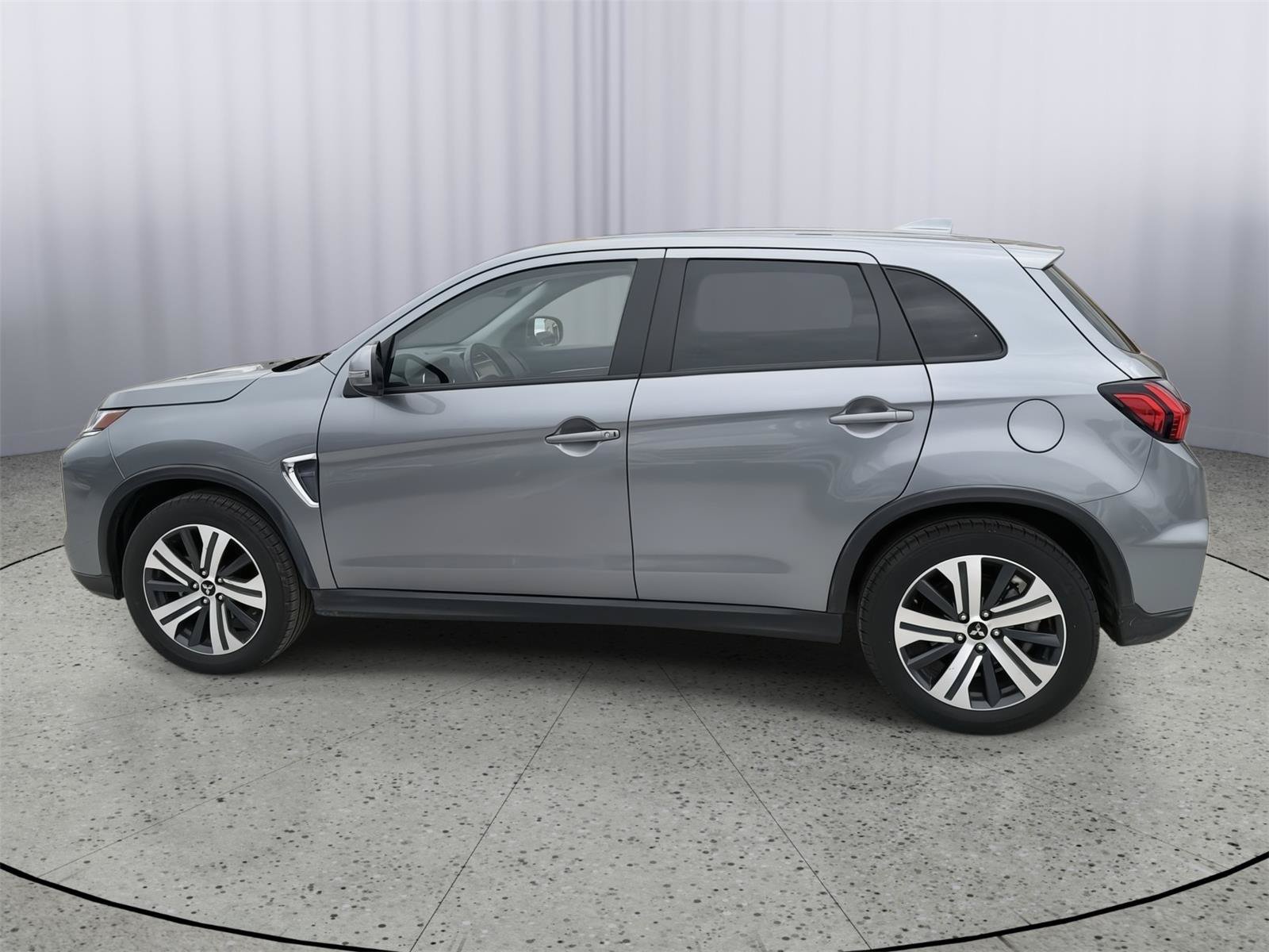 Used 2024 Mitsubishi Outlander Sport AWD image 2