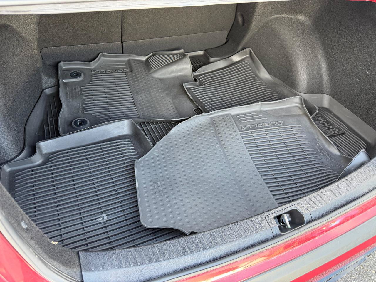 Used 2022 Toyota Corolla SE FWD image 49