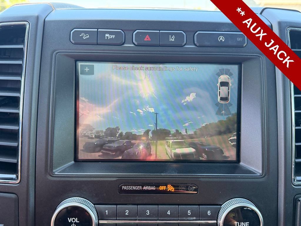 Used 2018 Ford Expedition Limited w/ Equipment Group 301A AWD/4WD image 27