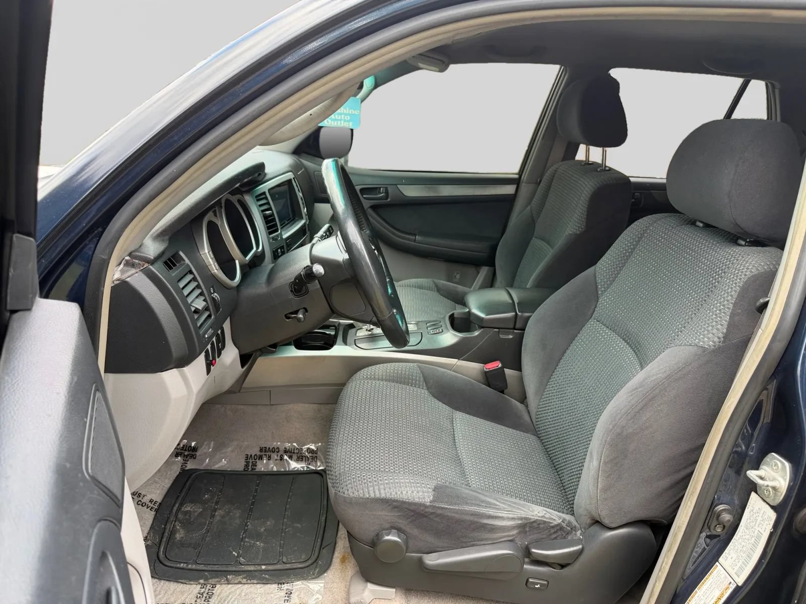 Used 2004 Toyota 4Runner Sport RWD image 10