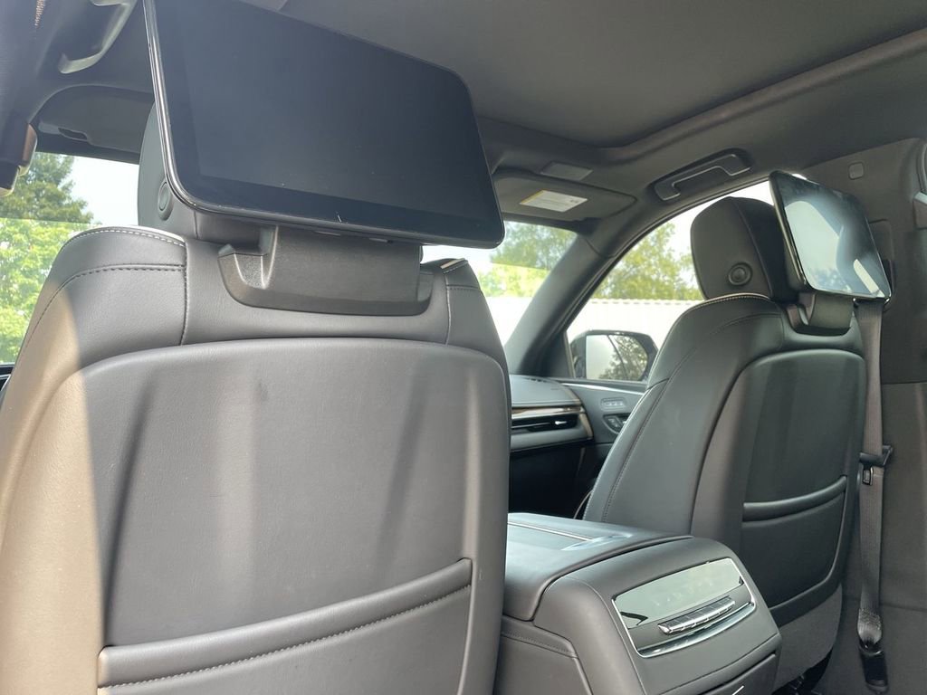 Used 2024 Cadillac Escalade Premium Luxury w/ LPO, Floor Liner Package image 27