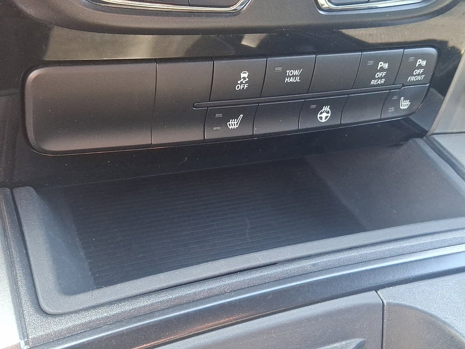 Used 2017 RAM 1500 Sport w/ Sublime Green Sport Package image 22