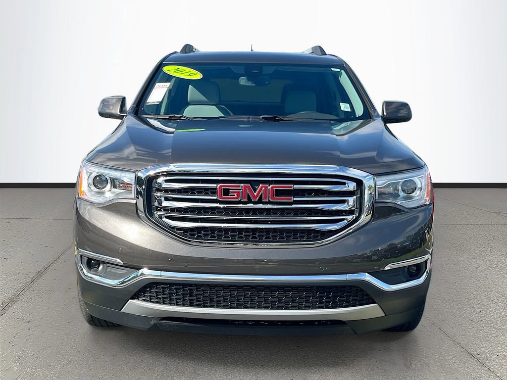 Used 2019 GMC Acadia SLT FWD image 2