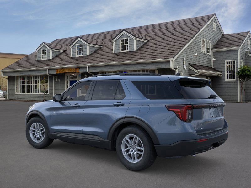 New 2026 Ford Explorer Active image 4
