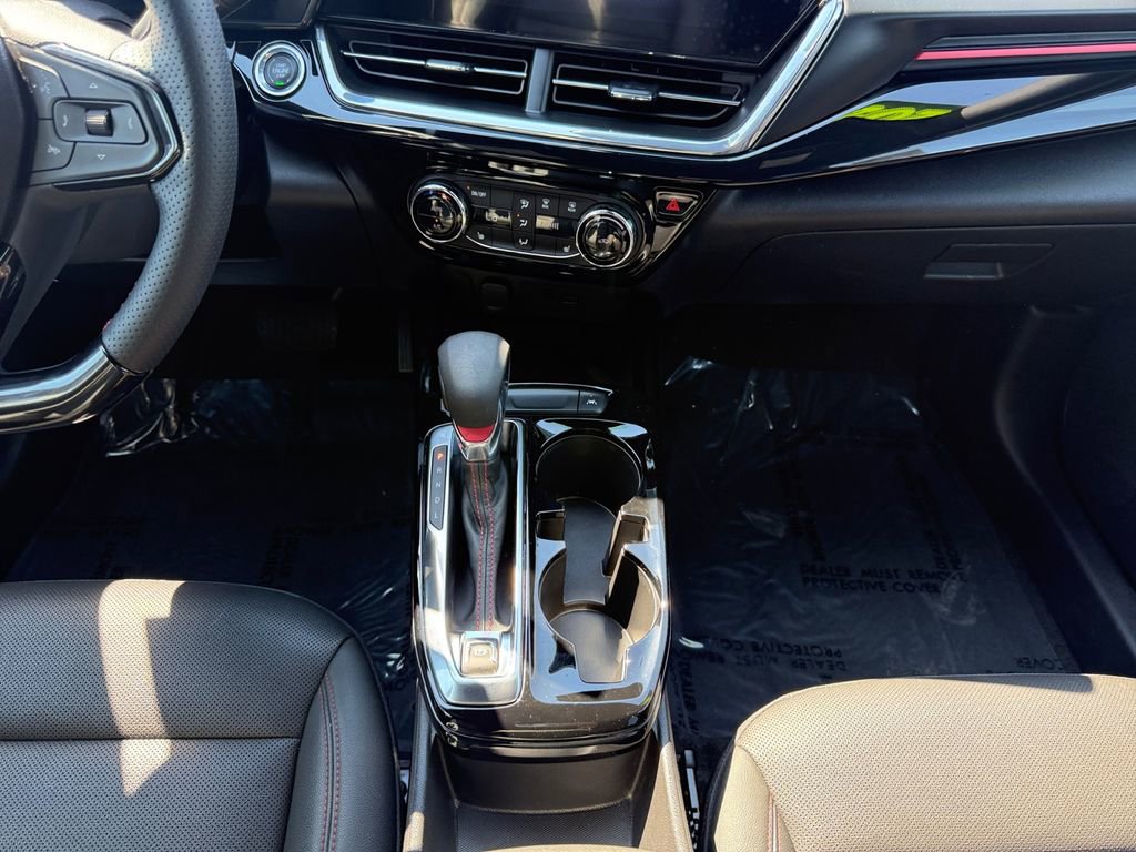 Certified 2025 Chevrolet Trax RS w/ Sunroof Package image 15