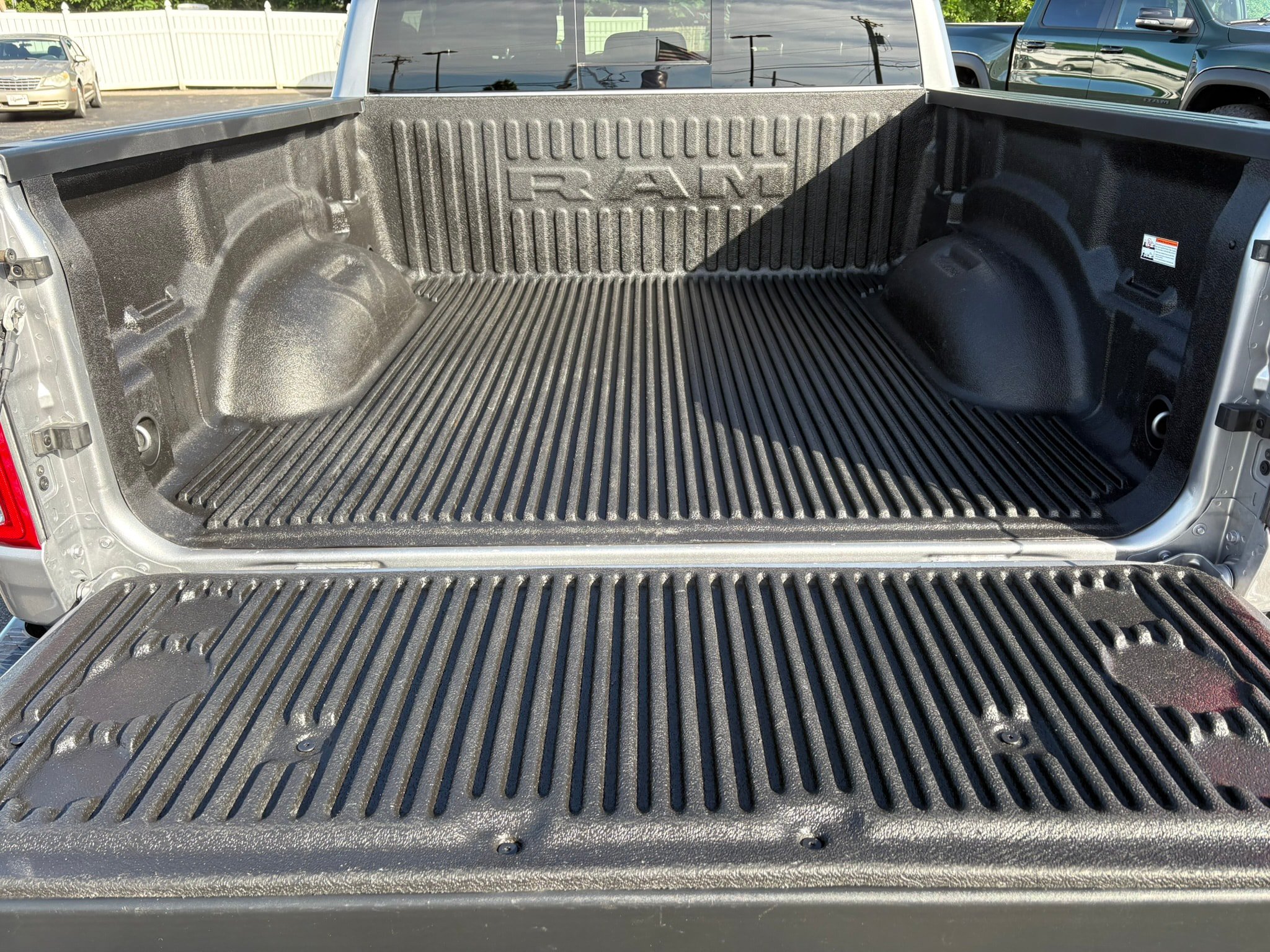 Used 2023 RAM 1500 Big Horn AWD/4WD image 18