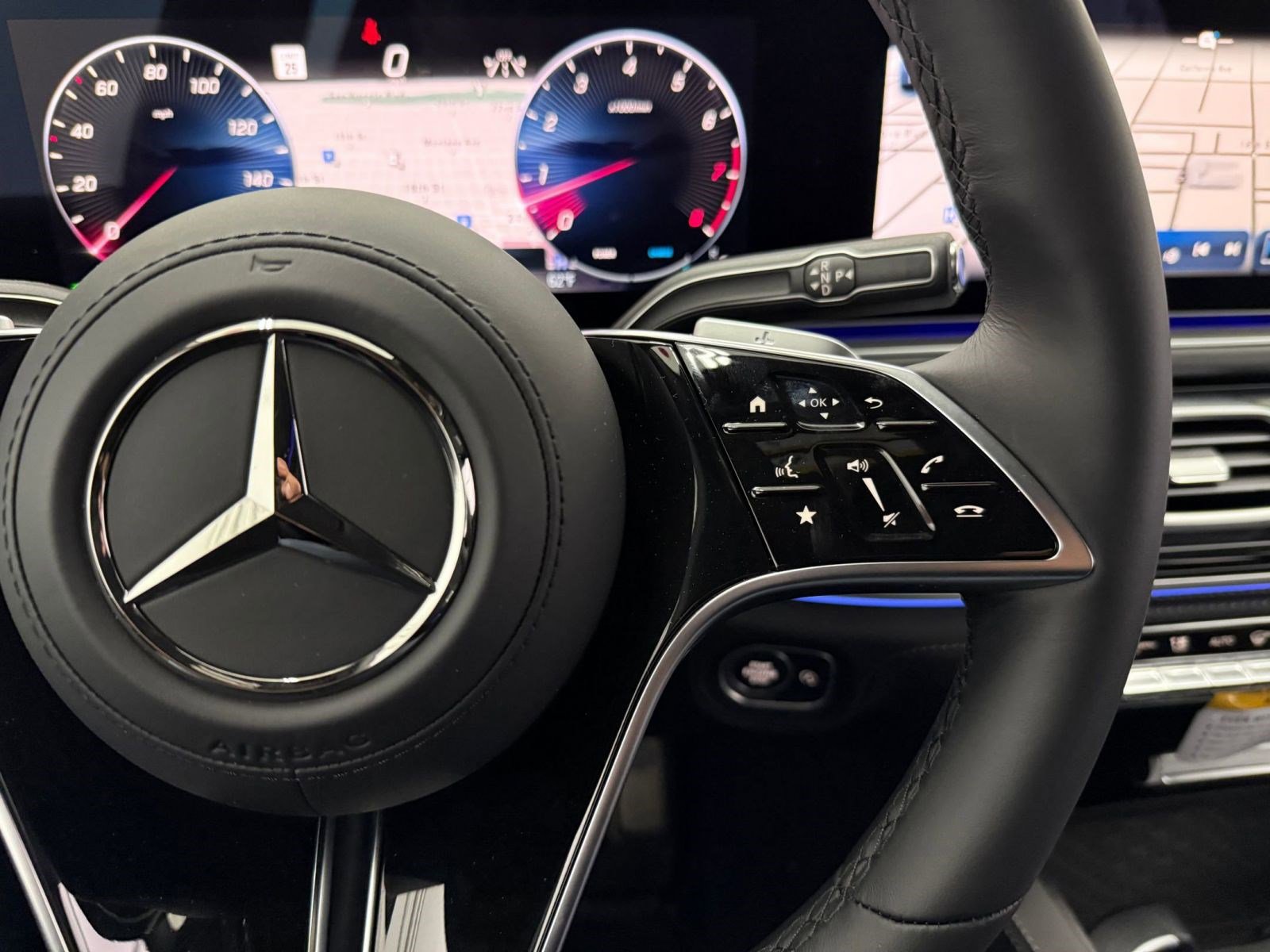 New 2026 Mercedes-Benz Maybach GLS 600 4MATIC image 25